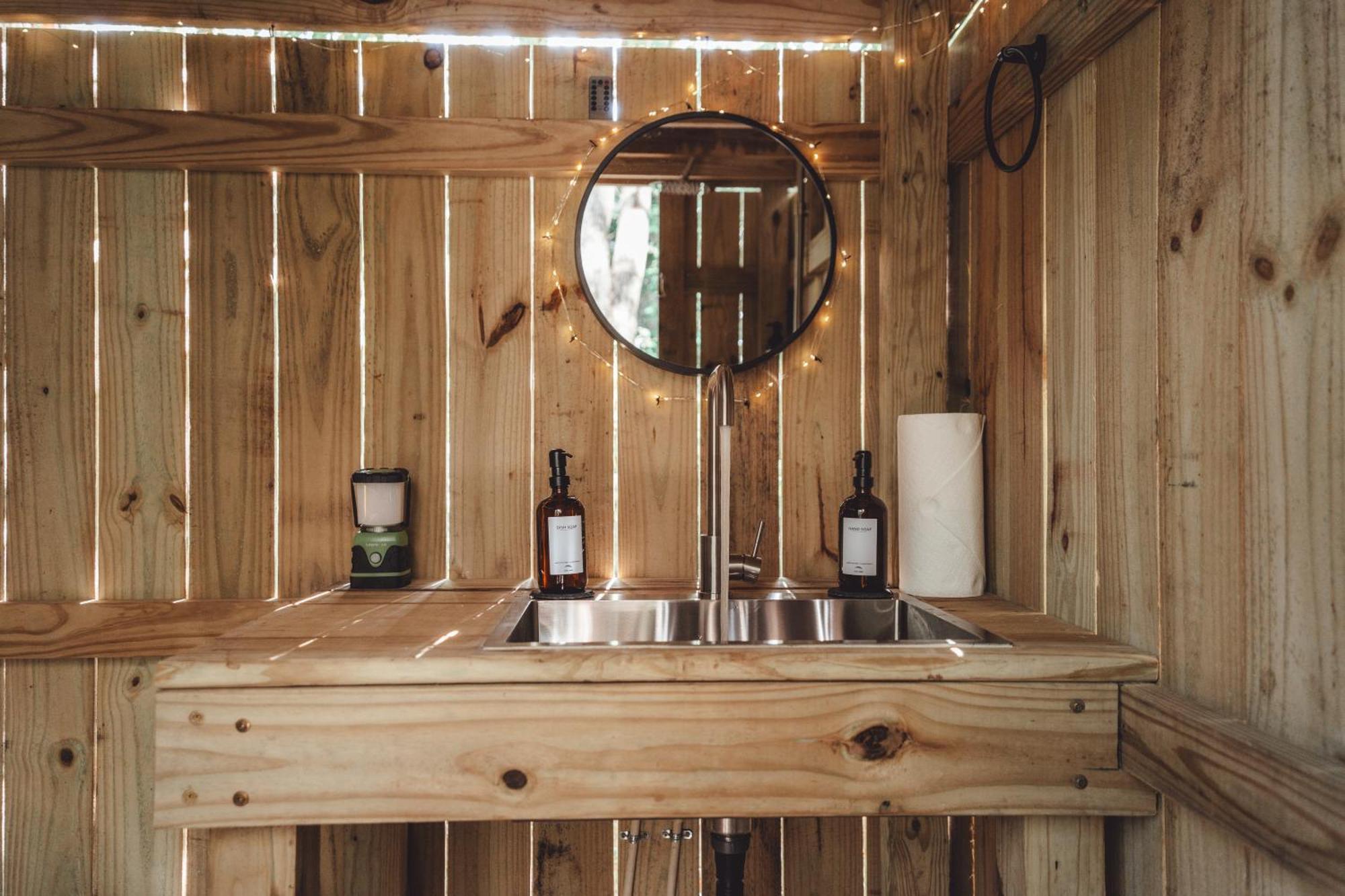 Apartament Blue Brambler Glamping A-Frame Rockbridge Zewnętrze zdjęcie